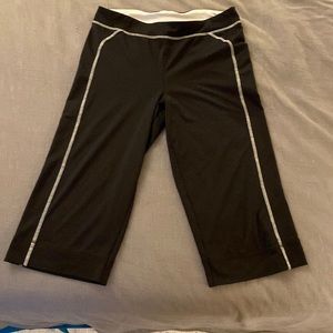 Womens C9 capri workout pants sz XL